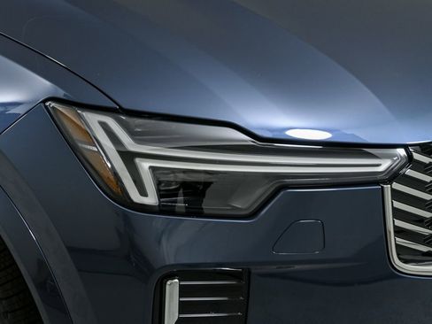 New 2026 Volvo XC90 B6 Plus w/ Protection Package Premier image 39