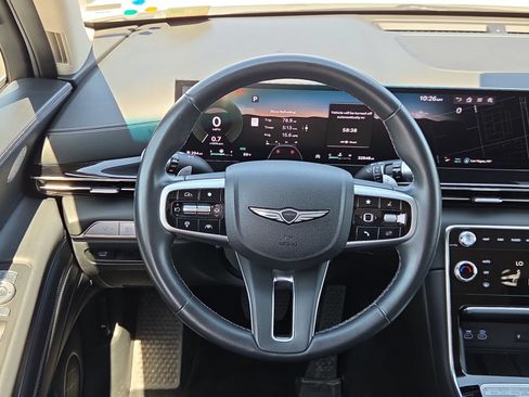 Certified 2025 Genesis GV80 2.5T Standard AWD/4WD image 19