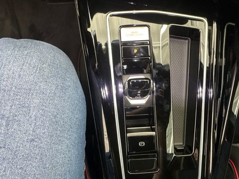 New 2026 Volkswagen GTI SE FWD image 27