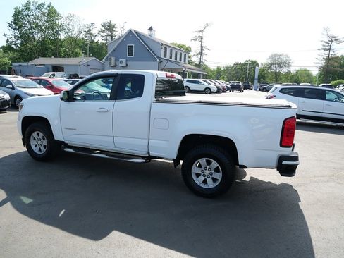 Used 2018 Chevrolet Colorado W/T w/ WT Convenience Package RWD image 8