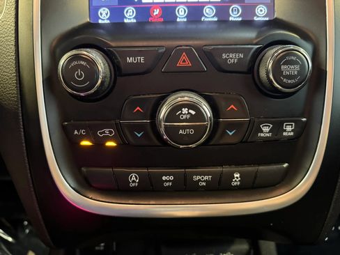 Used 2020 Dodge Durango SXT w/ 3rd Row Seating Group RWD image 16