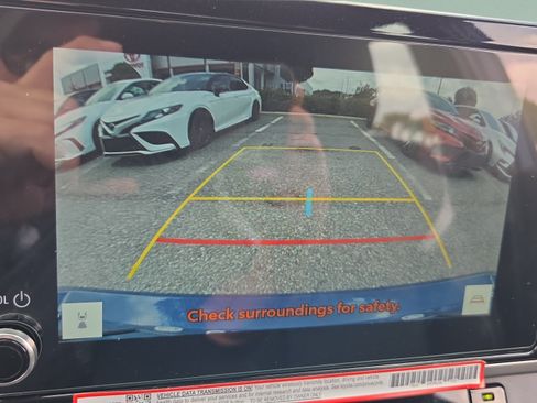 Used 2026 Toyota Camry SE FWD image 15