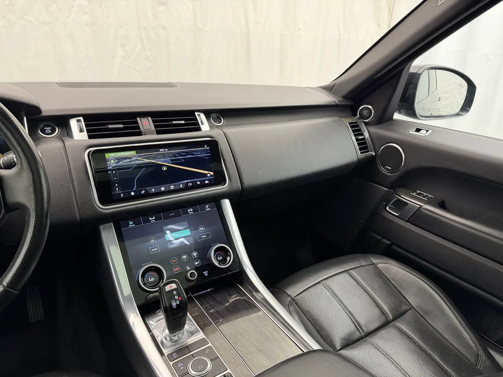 Used 2019 Land Rover Range Rover Sport HSE AWD/4WD image 19