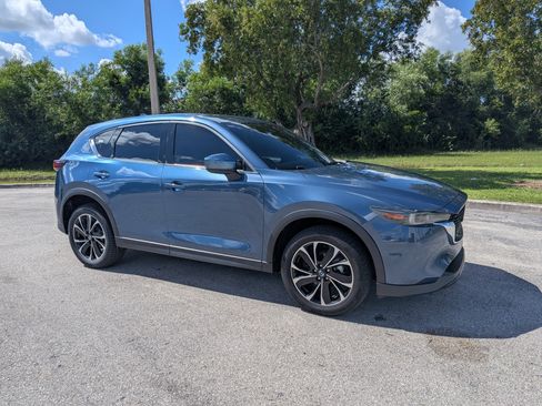 Used 2022 MAZDA CX-5 AWD 2.5 S w/ Premium Plus Pkg image 2