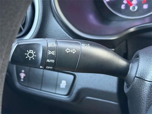 Used 2023 Kia Forte LXS image 10