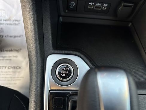 Used 2024 Nissan Sentra SV image 15