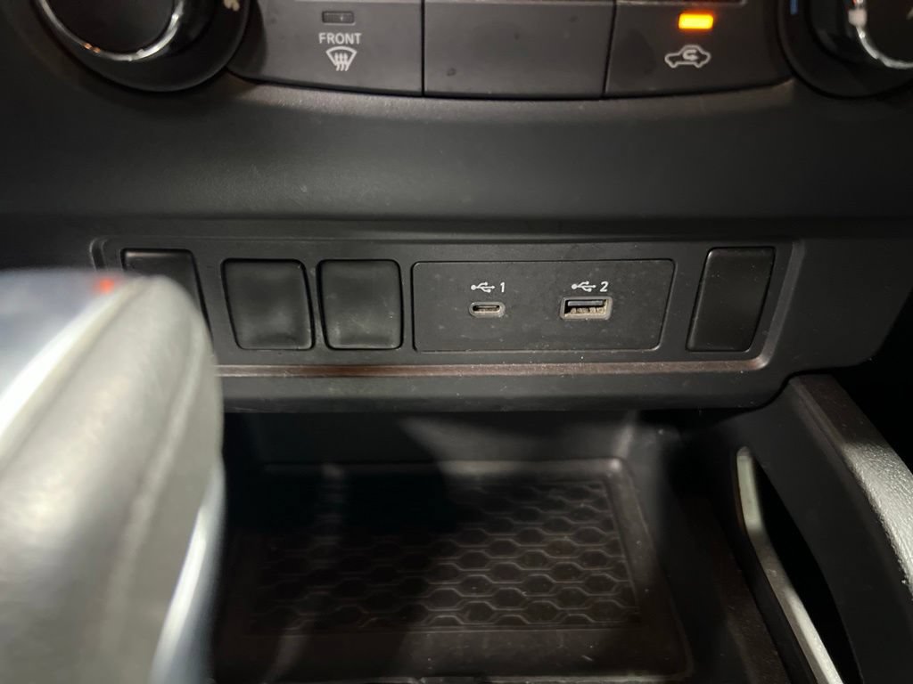 Used 2023 Nissan Frontier SV w/ Tow Package AWD/4WD image 30