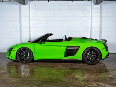 Used 2023 Audi R8 V10 performance AWD/4WD image 5