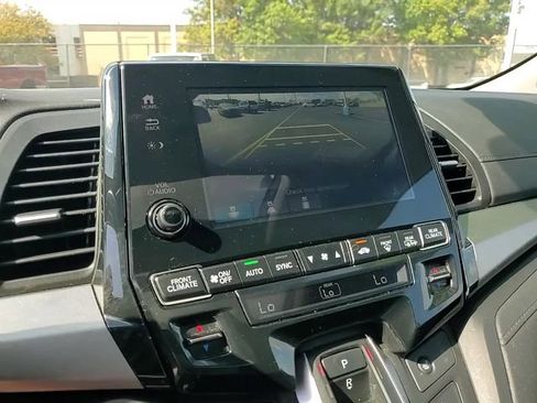 Used 2023 Honda Odyssey EX-L image 18
