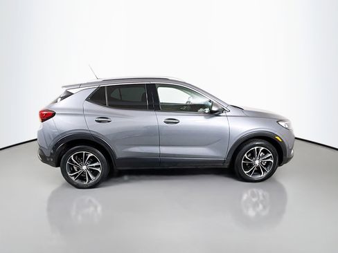 Used 2020 Buick Encore GX Essence image 8