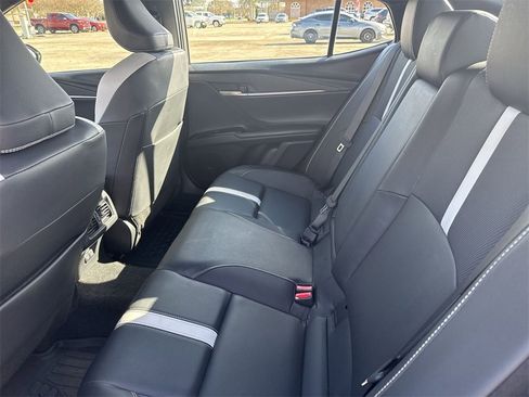 Used 2025 Toyota Camry SE image 29