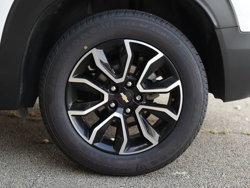 Used 2021 Chevrolet TrailBlazer ACTIV w/ Convenience Package FWD image 34
