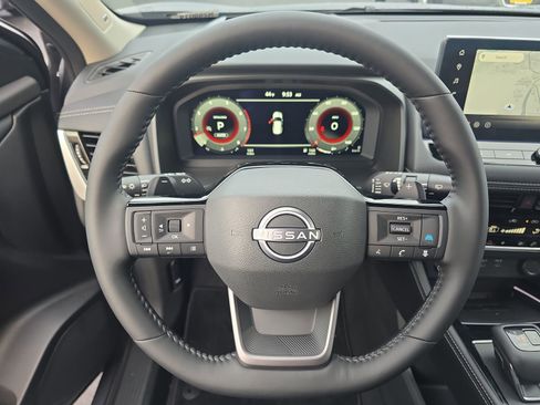 New 2026 Nissan Rogue Platinum w/ Platinum Premium Package image 15