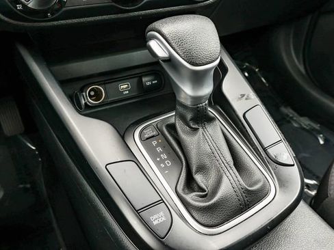 Used 2024 Kia Soul LX w/ Option Group 015 image 24