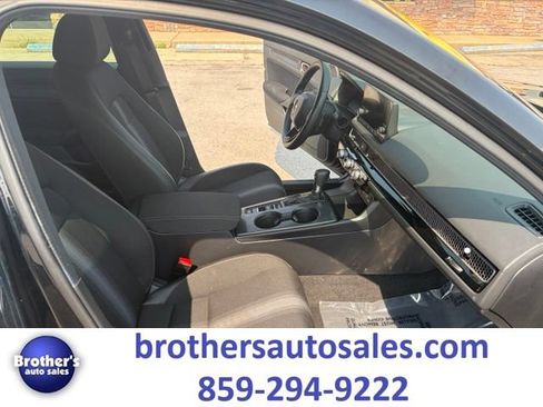 Used 2025 Honda Civic Sport image 37