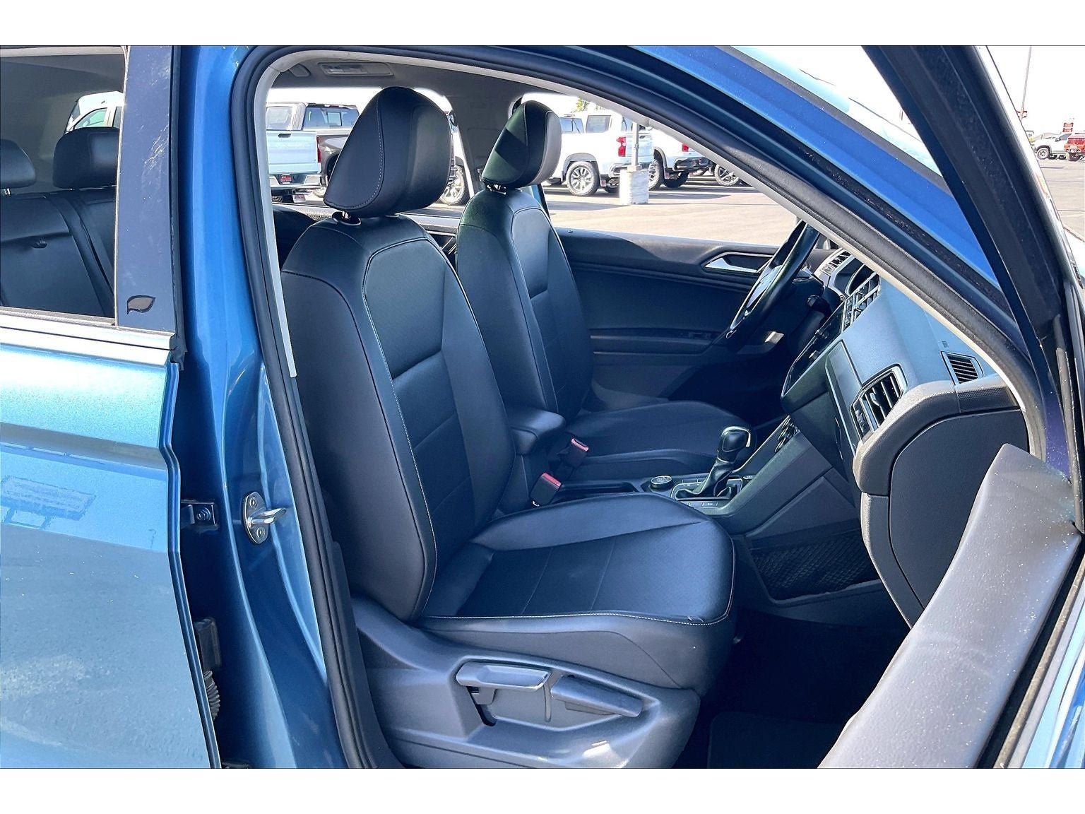 Used 2019 Volkswagen Tiguan SE AWD/4WD image 8