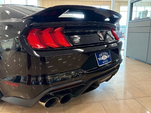 Used 2020 Ford Mustang Shelby GT500 w/ Technology Package RWD image 17