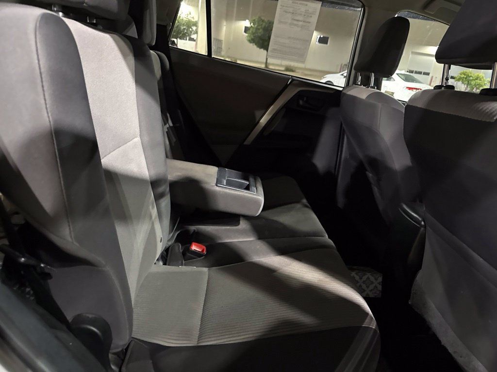 Used 2013 Toyota RAV4 LE w/ Preferred Accessory Pkg AWD/4WD image 15