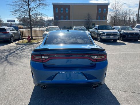 Used 2022 Dodge Charger R/T w/ Blacktop Package image 7