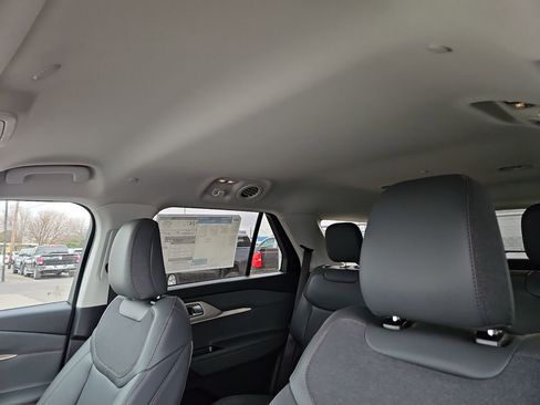 New 2026 Ford Explorer Active w/ Active Comfort Package image 22