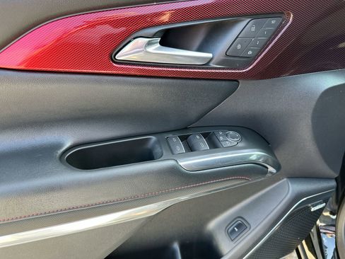 Used 2024 Chevrolet Traverse RS image 13