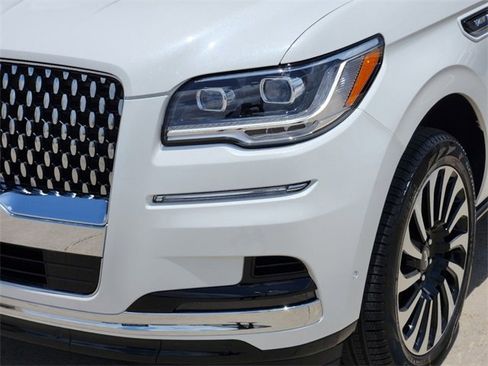 New 2024 Lincoln Navigator Black Label image 8