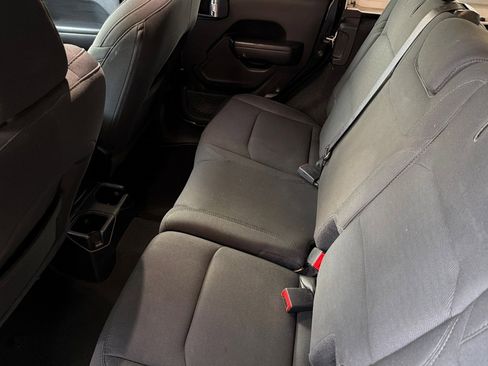 Used 2021 Jeep Wrangler Unlimited Sport image 16