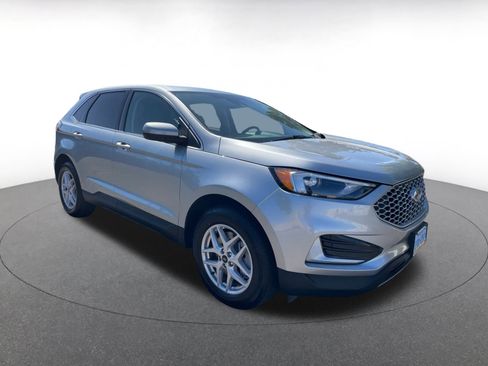 Used 2024 Ford Edge SEL image 1