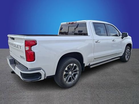 Used 2023 Chevrolet Silverado 1500 High Country w/ Technology Package image 5
