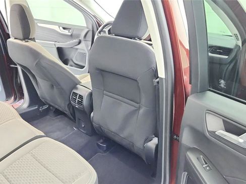 Used 2021 Ford Escape SE w/ SE Sport Appearance Package AWD/4WD image 22