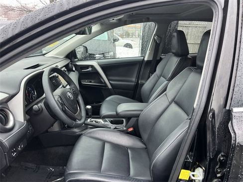 Used 2017 Toyota RAV4 Limited image 11