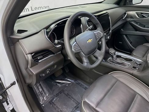 Used 2023 Chevrolet Traverse Premier w/ LPO, Cargo Package FWD image 10