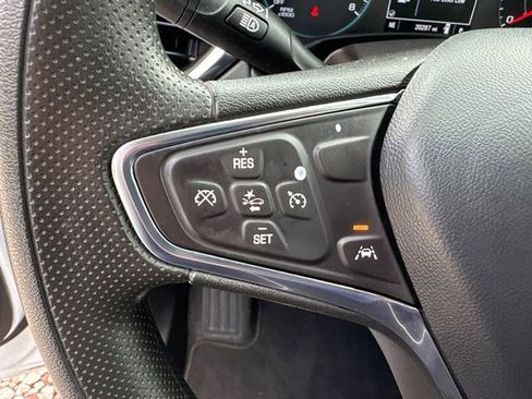Used 2024 Chevrolet Equinox LS FWD image 20