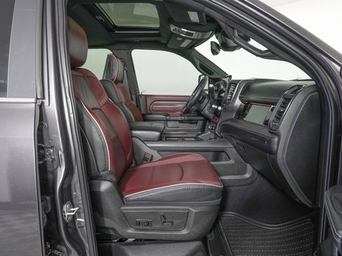 Used 2025 RAM 2500 Limited image 10