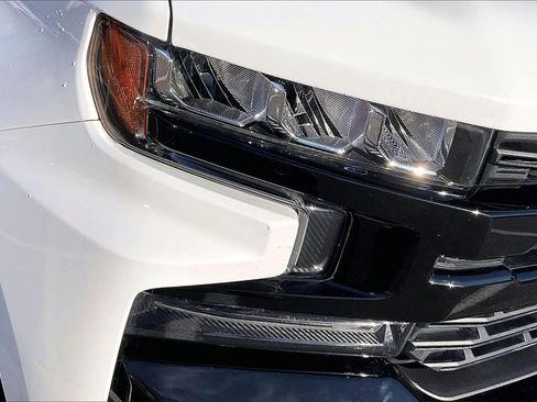 Used 2021 Chevrolet Silverado 1500 LT Trail Boss image 31