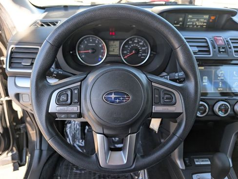 Used 2018 Subaru Forester 2.5i Premium w/ All-Weather Package image 22