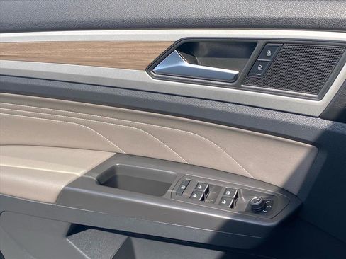 Certified 2023 Volkswagen Atlas SEL image 20