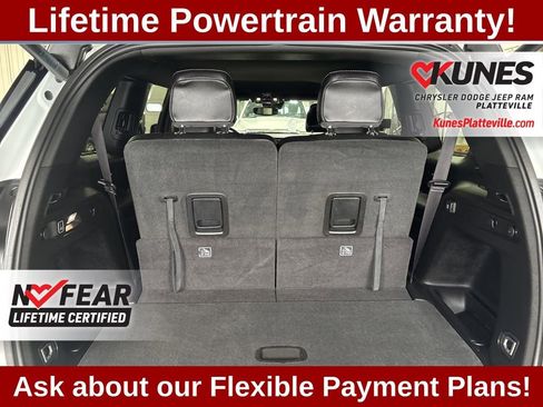 Used 2023 Jeep Grand Cherokee L Laredo image 15