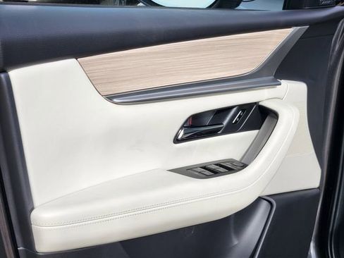New 2025 MAZDA CX-90 Plug-In Hybrid w/ Premium Plus image 9