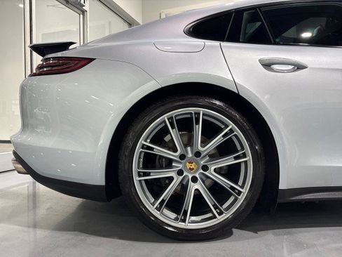 Used 2018 Porsche Panamera RWD image 84