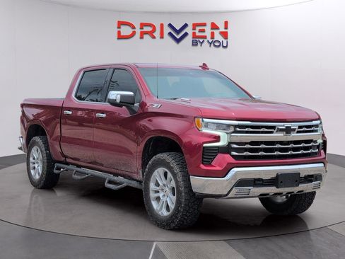 Used 2023 Chevrolet Silverado 1500 LTZ AWD/4WD image 6