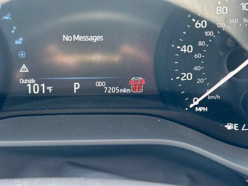 Certified 2025 Toyota Sienna XLE w/ XLE Plus Package FWD image 38