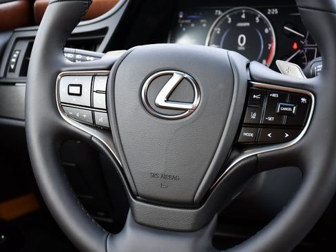 New 2025 Lexus ES 350 w/ Premium Package image 22