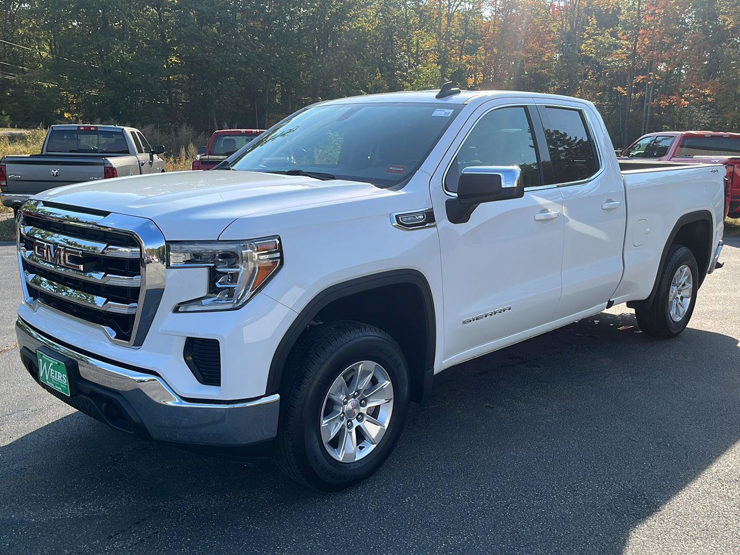 Used 2022 GMC Sierra 1500 SLE w/ Snow Plow Prep Package AWD/4WD image 1