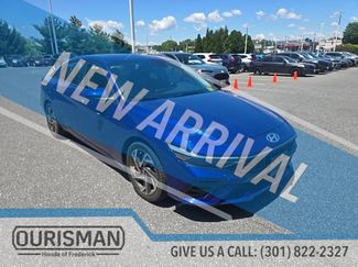 Used 2024 Hyundai Elantra SEL w/ Convenience Package FWD video 1