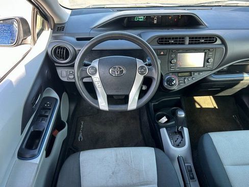 Used 2013 Toyota Prius C image 26