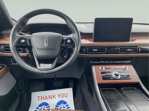 Used 2023 Lincoln Aviator Reserve w/ Equipment Group 201A AWD/4WD image 19