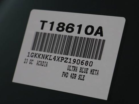 Certified 2023 GMC Acadia SLE w/ Elevation Edition image 25