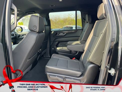 New 2026 GMC Yukon XL Elevation image 11