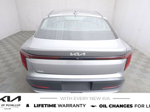 New 2025 Kia K4 LXS image 6